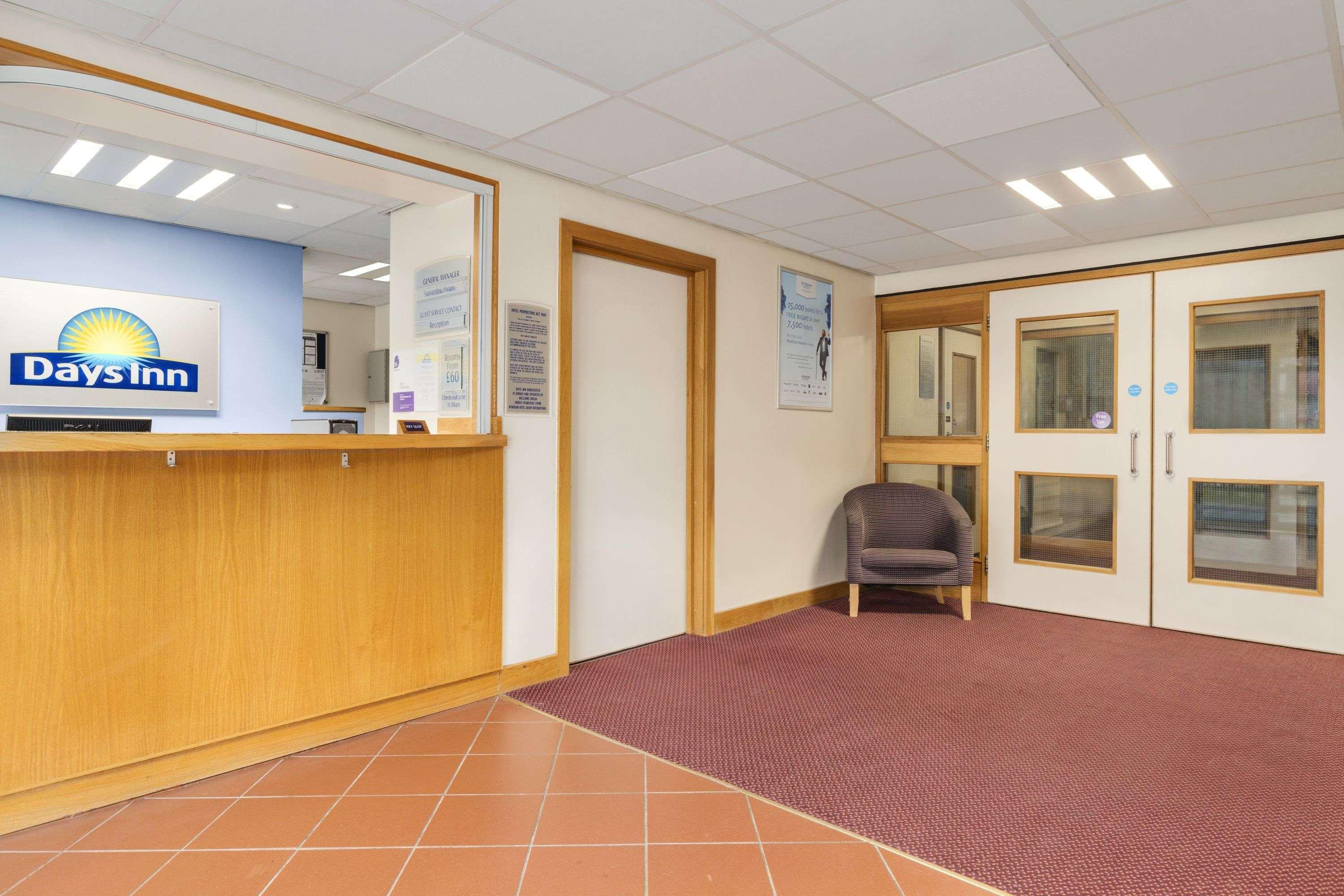 Days Inn Winchester Kültér fotó