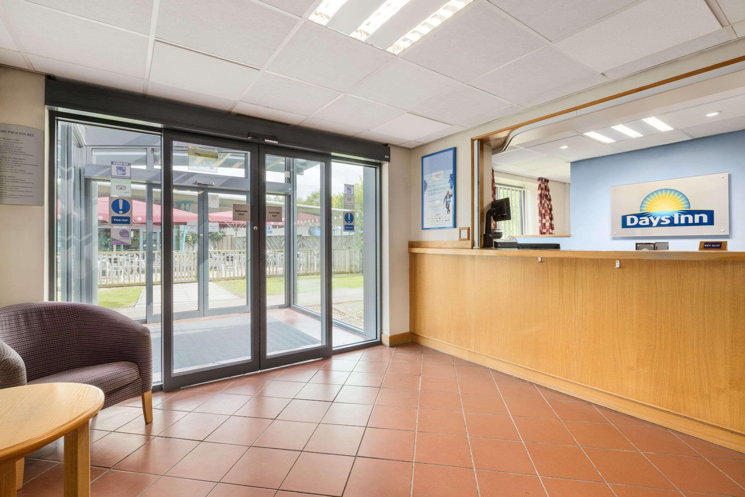 Days Inn Winchester Kültér fotó